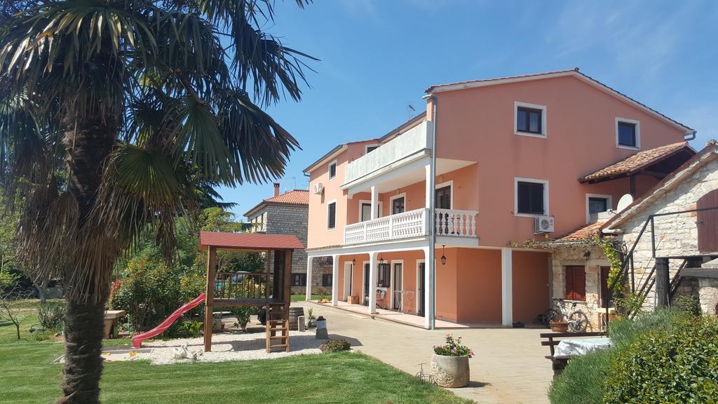 Apartments Sorgo Новиград Экстерьер фото